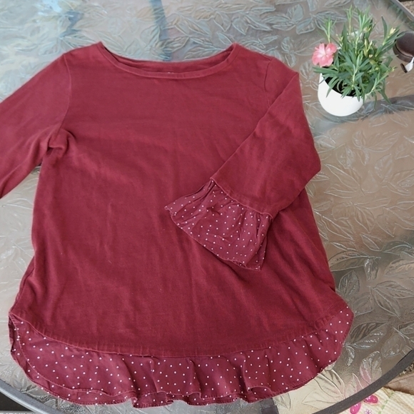 Loft  woman's top. Size M Color- burgundy with white polka dots. with jeans Gift - Picture 1 of 9